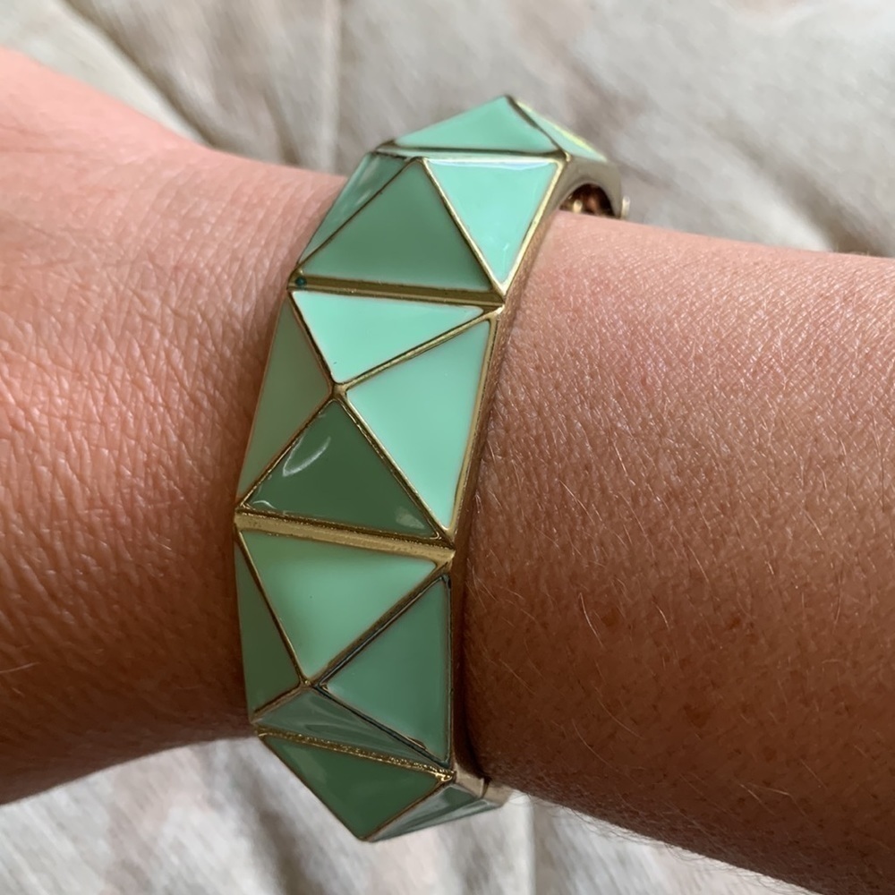 Vintage side hinged bangle - Picture 2 of 6